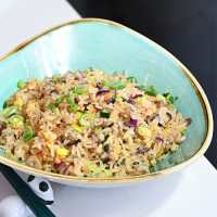 ARROZ FRITO CON WAGYÚ